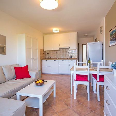 Apartments Bo Малинска Екстериор снимка